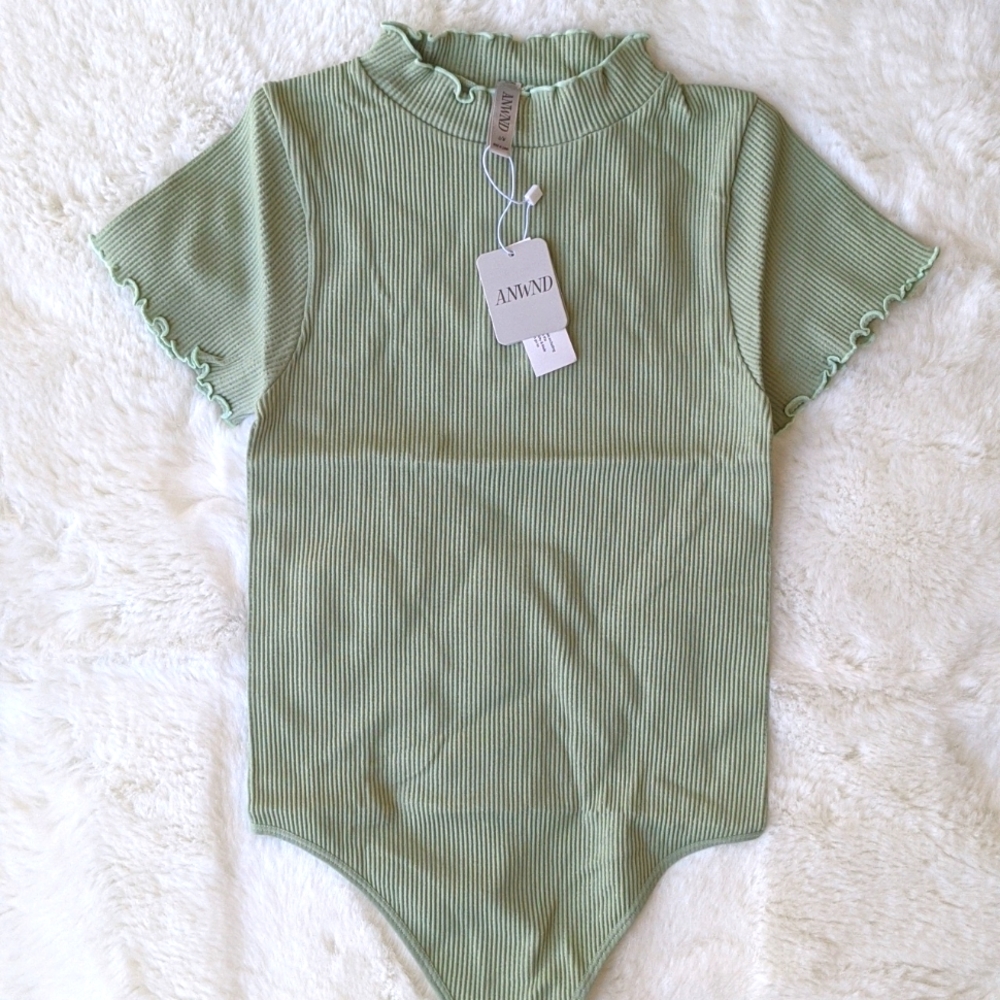Seamless bodysuit